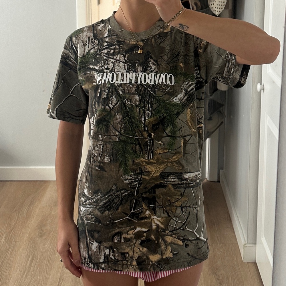 Camouflage ‘Cowboy Pillows’ Graphic T-Shirt
